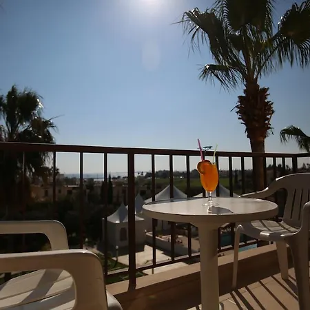 Apartment Lucky Larnaca
